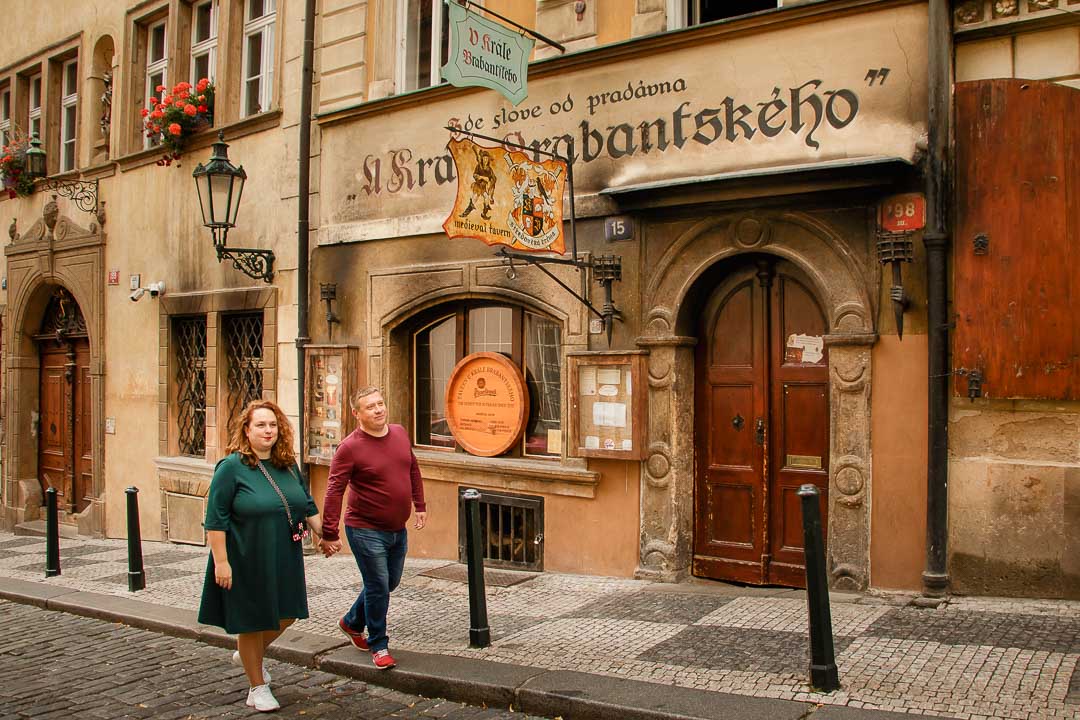 Фотограф в Праге. Проведение качественной фотосъемки для путешественников по достопримечательностям. Фото-экскурсия №1. Стоимость указана.