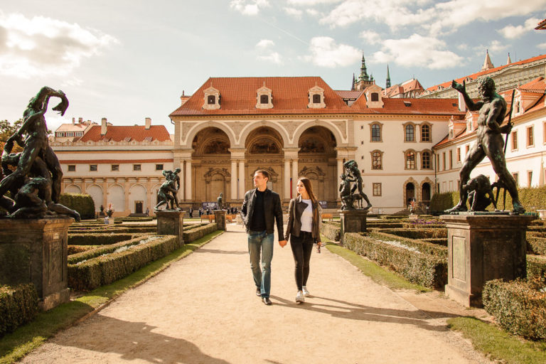Фотограф в Праге. Проведение качественной фотосъемки для туристов по известным местам. Фото-прогулка №2. Стоимость указана.