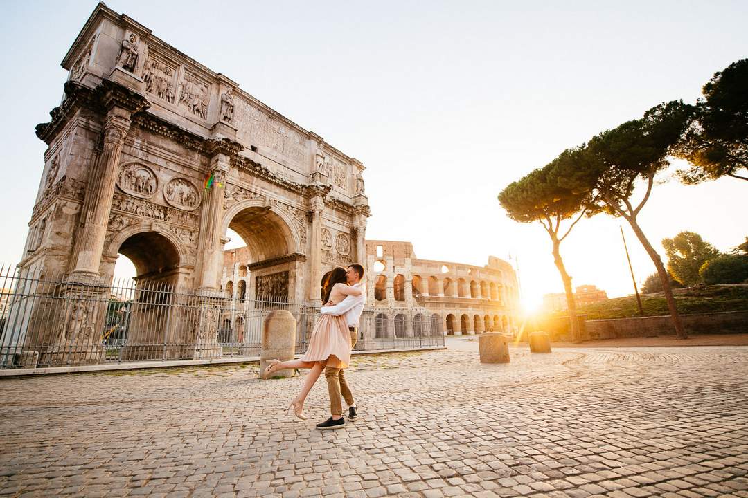 Погода в риме в мае. Фотосессия в Риме. Рим фото туристов. Рим люди. Рим в 1476.
