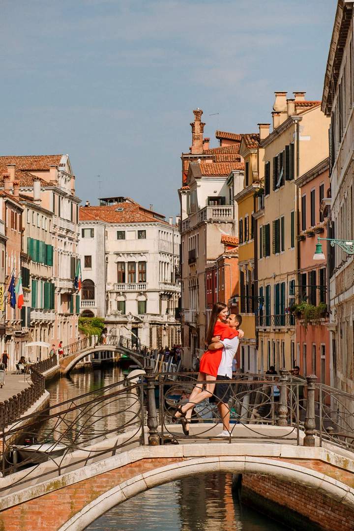 Фотоуслуги в Венеции. Проведение фотосъемки для туристов по знаковым местам. Маршрут №2. Стоимость указана.